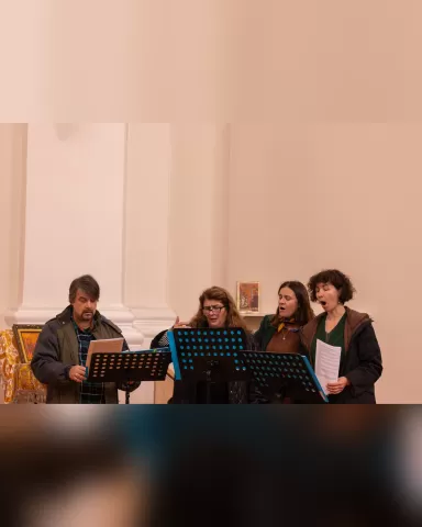 trejybes parapijoje